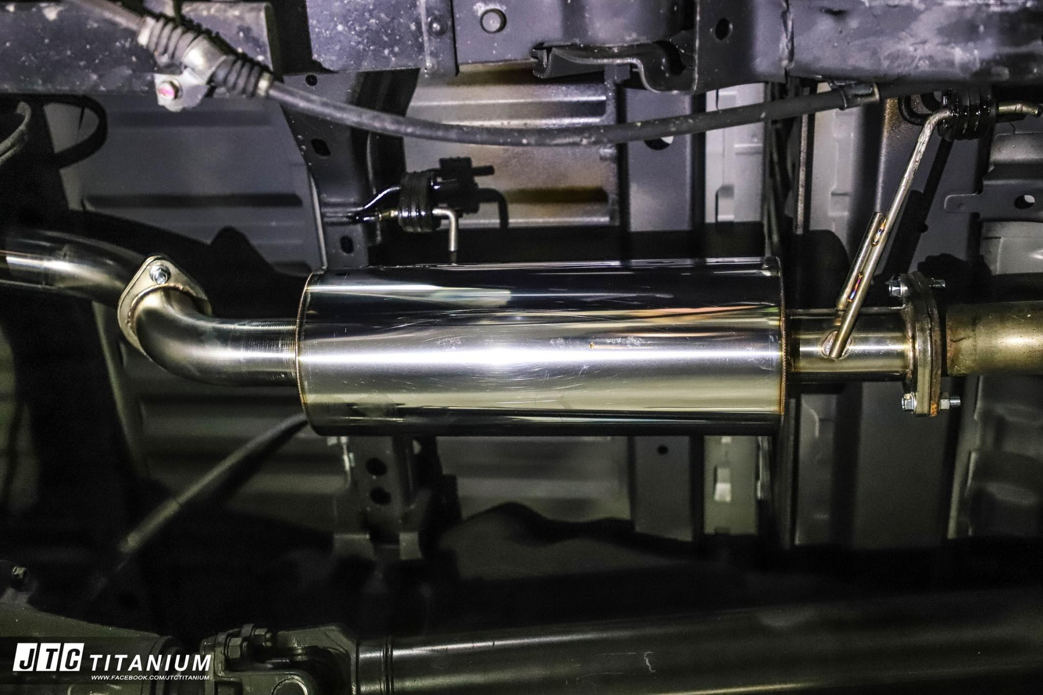 ท่อไอเสีย ชุดท่อตรงรุ่น ISUZU D-MAX 2020 งานแท้ JTC TITANIUM 5 462d474117efd9057f493f55f66325b9