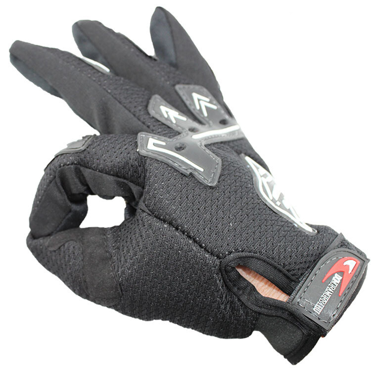 ดูภาพ Breathable absorbent is prevented bask in multi-functional sports long gloves Motorcycle gloves (Black) เพิ่มเติม Breathable absorbent is prevented bask in multi-functional sports long gloves Motorcycle gloves (Black)