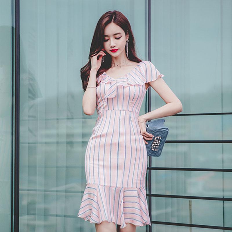 2018 musim panas model baru gaya Korea baju wanita modis Elegan Kerah V berpinggang motif garis pinggir daun teratai Sifon buntut ikan Gaun