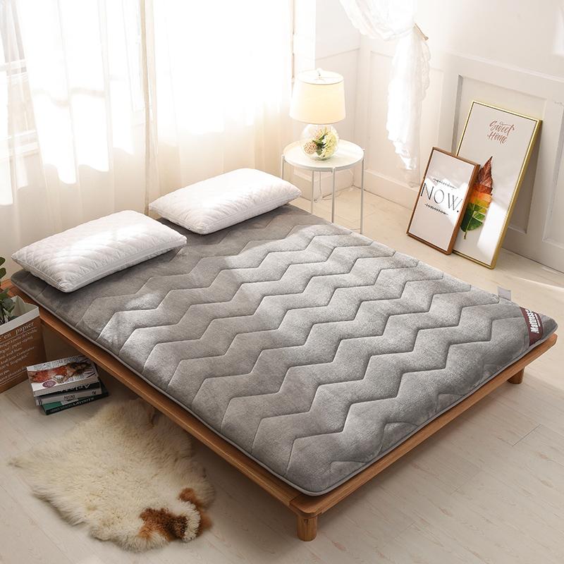 The new flanel warm mattress pad thickening tatami dormit