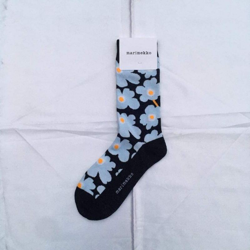 ถุงเท้าลายดอก ถุงเท้าพิมพ์ลายMarimekko(ถ่ายเองทุกรูป) Freesize36-42