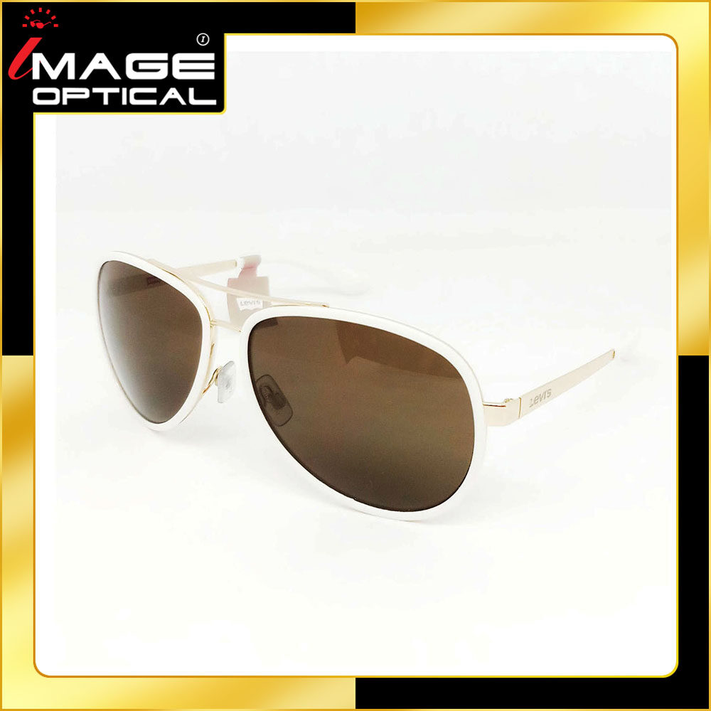 แว่นกันแดด ผู้หญิง/ผู้ชาย ยี่ห้อ Levi's รุ่น 08005-GOLD ราคา 3,672 บาท*ส่งฟรี