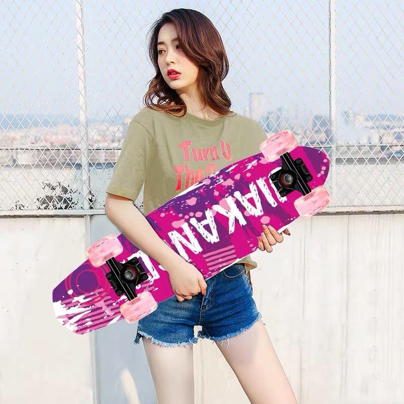 skateboards  skateboard สเก็ตบอร์ด ลายแฟชั่น สีสัยสวยงาม ไม้เมเปิ้ล เกรดA สินค้าขายดีท พร้อมส่ง