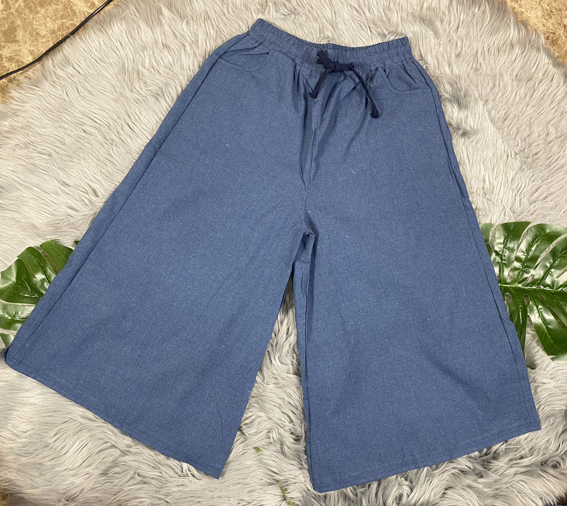 กางเกงขากว้างสีพื้น8ส่วนเชือกรูดเนื้อดีใส่สบายชำระปลายทางได้ส่งจากไทย