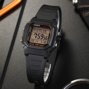 ภาพหน้าปกสินค้าCASIO นาฬิกาข้อมือผู้ชาย สายเรซินสีดำ รุ่น W-800HG-9A (สินค้าขายดี) - มั่นใจ ของแท้ 100% รับประกันสินค้า 1 ปีเต็ม ซึ่งคุณอาจชอบสินค้านี้
