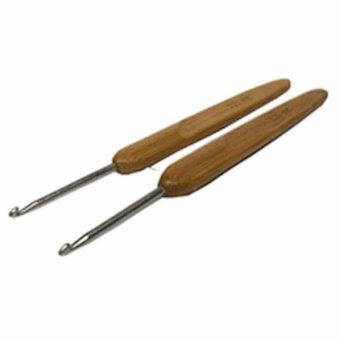จัดโปรโมชั่น เข็มถักโครเชต์ ด้ามไม้ CROCHET HOOKS ขนาด 2.0 มิล จัดโปรโมชั่น เข็มถักโครเชต์ ด้ามไม้ CROCHET HOOKS ขนาด 2.0 มิล