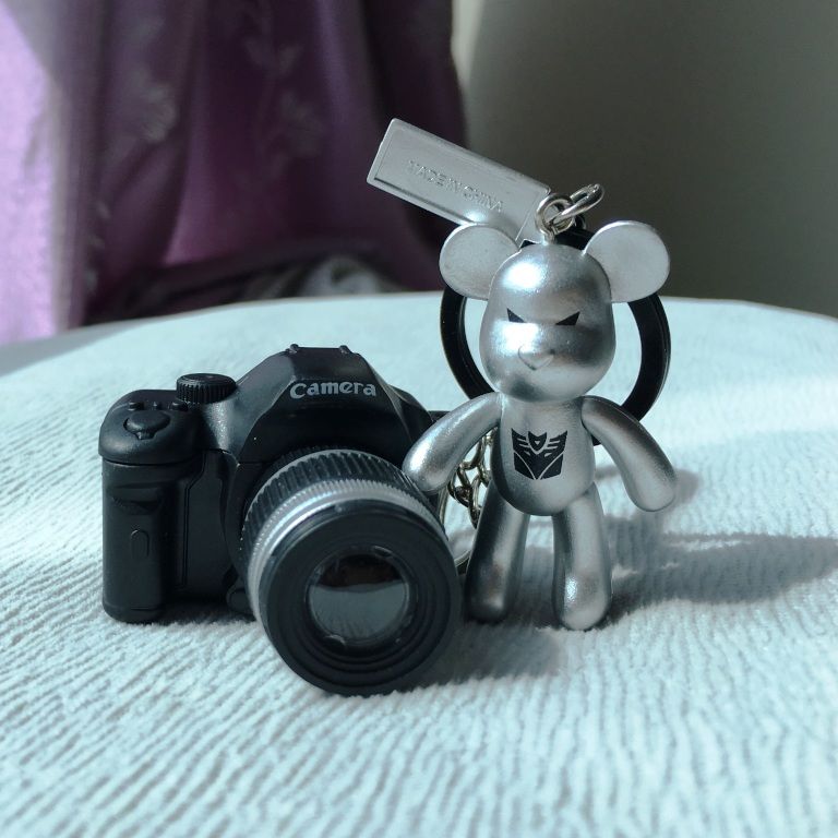 เด็กกล้องนักเรียนกล้องดิจิตอลมินิไม่สามารถถ่ายภาพของเล่นสาว SLR ขนาดเล็กป้องกันการล่มสลาย