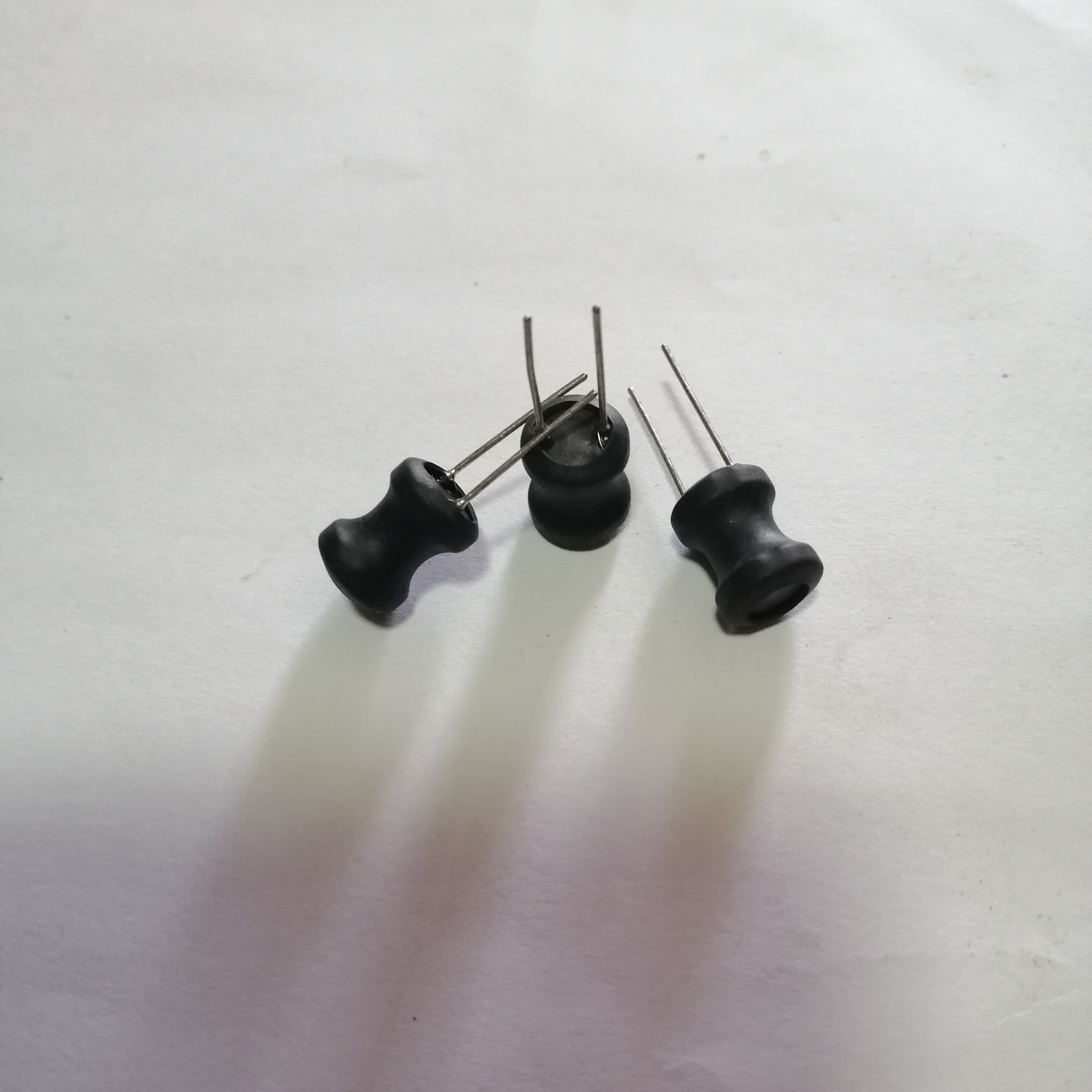 L Inductor ตัวเหนี่ยวนำขนาด 8 x 10 mm เลือกขนาด (uH) ได้