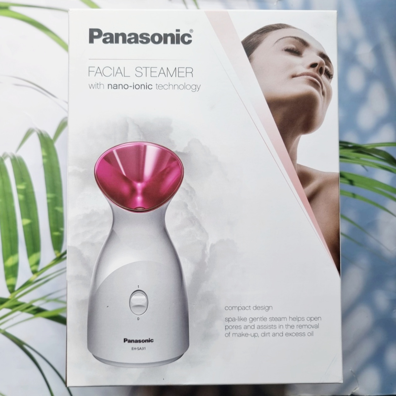 พานาโซนิค เครื่องอบไอน้ำ สำหรับใบหน้า Facial Steamer with Nano-Ionic Technology EH-SA31 VP (Panasonic®) เฟเชียล สตีมเมอร์ สปาผิวหน้า เครื่องพ่นทำความสะอาดหน้า ราคา 7,999 บาท*ส่งฟรี