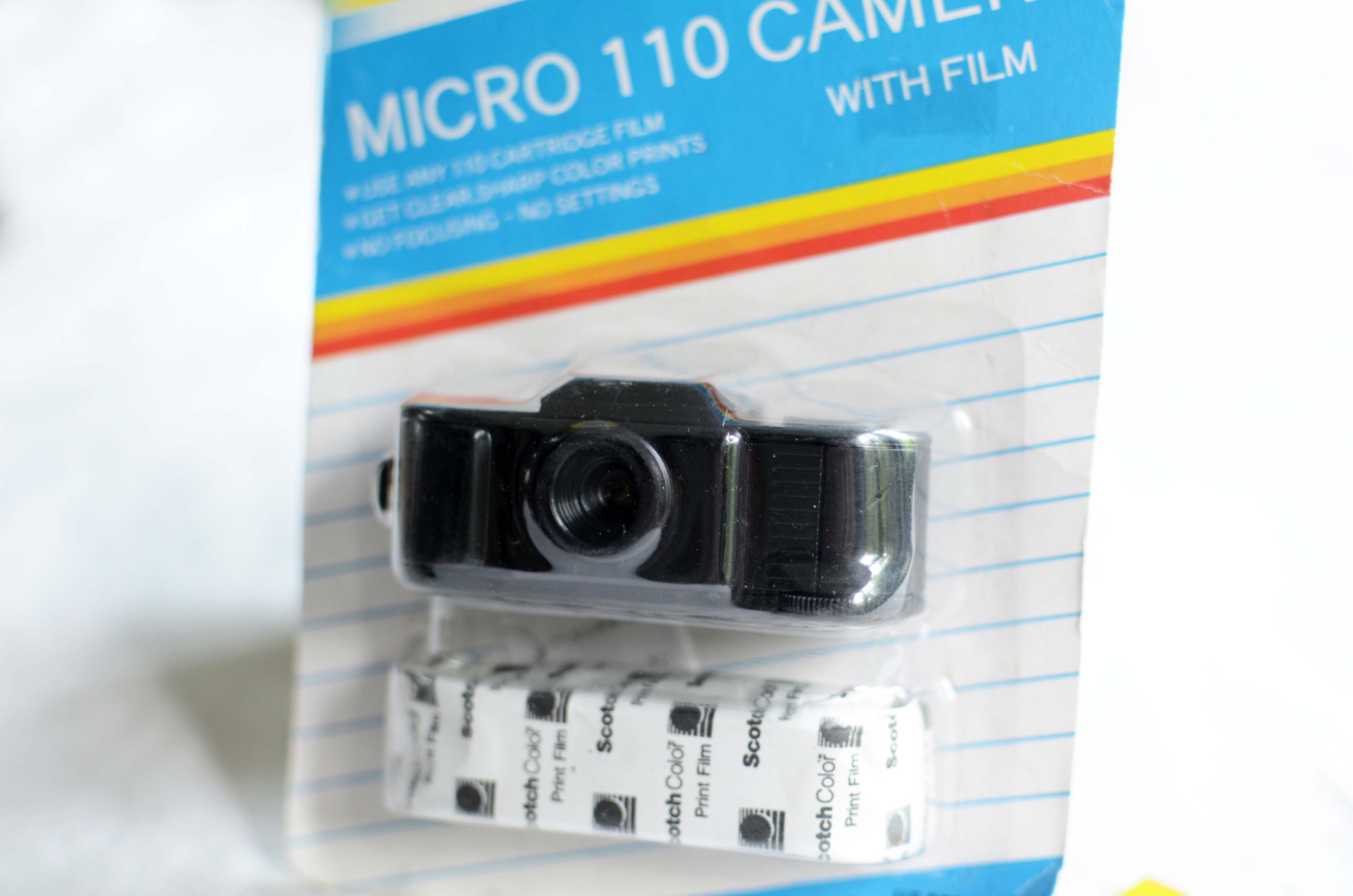 กล้องฟิล์ม 110 มี 3 สี