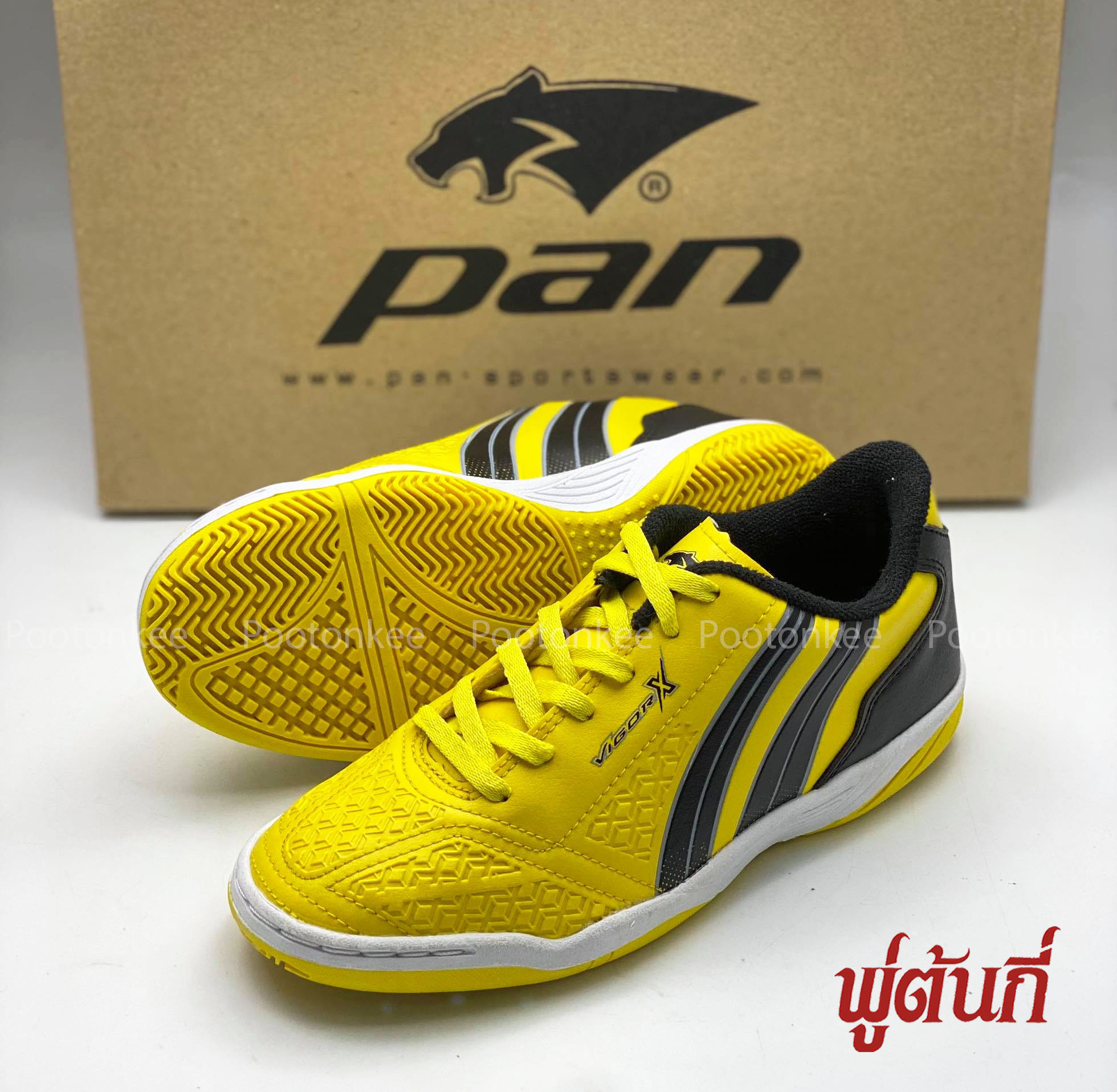 Pan รองเท้าฟุตซอล แพน VigorX PF14AD / PF14JA ไซส์ 32-44 ของเเท้ พร้อมส่ง