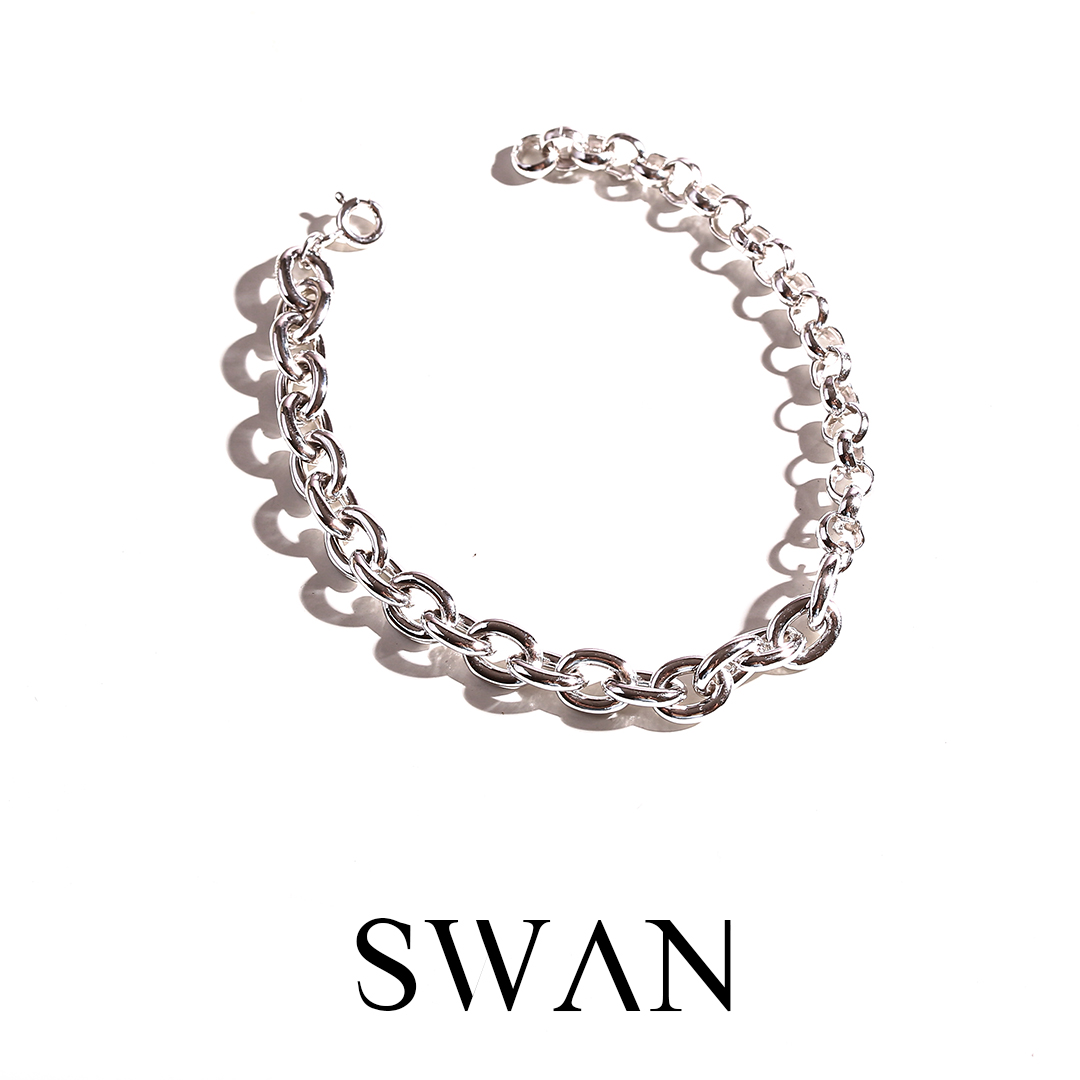 SWAN - Small Chain Stone Bracelet สร้อยข้อมือโซ่เงินแท้ สร้อยข้อมือเงินแท้ สร้อยข้อมือแบบเกลี้ยง ข้อมือโซ่ ราคา 2,890 บาท*ส่งฟรี