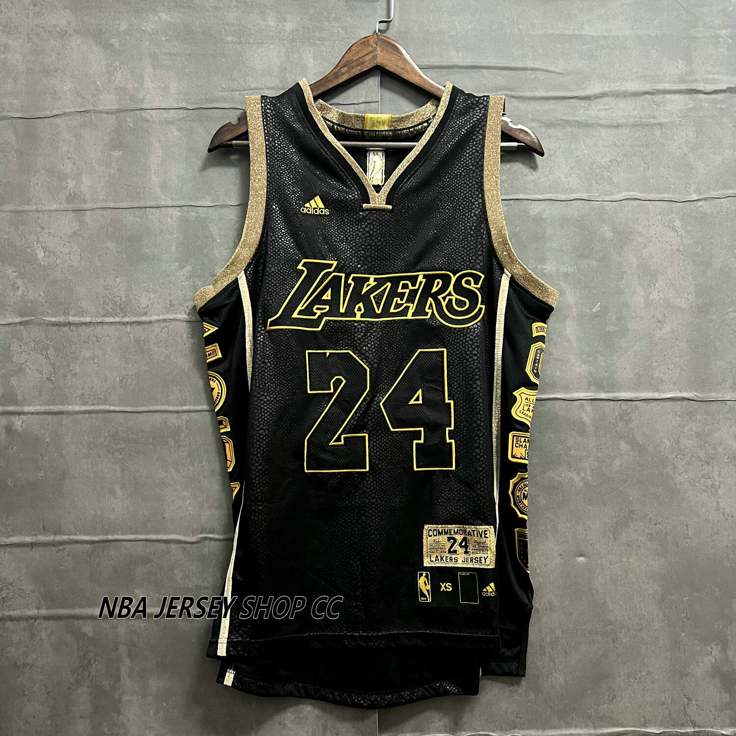 SALES RAYA!!] Kobe Bryant #24 Lakers Black Retro Sleeve NBA