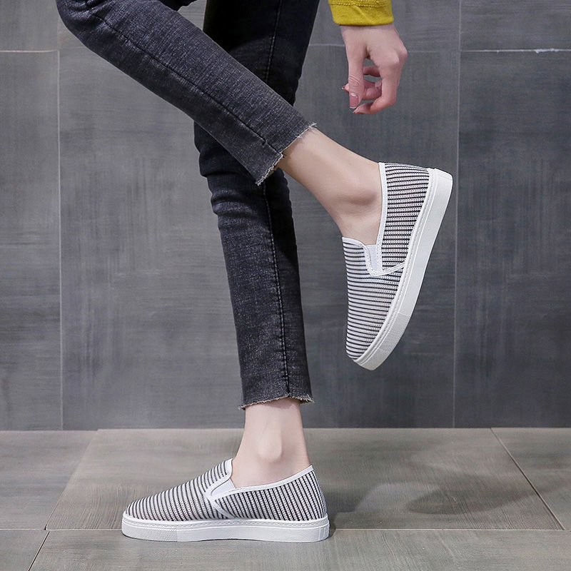 Voguebible รองเท้าลำลองผู้หญิง 2021 แฟชั่น เวอร์ชั่นเกาหลี สะดวกสบาย ระบายอากาศ ตรงกันทั้งหมด รองเท้าผ้าใบ