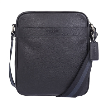 สนใจซื้อ COACH FLIGHT BAG SMTH LTHR F54782 (Black) ต้องการขาย COACH FLIGHT BAG SMTH LTHR F54782 (Black)