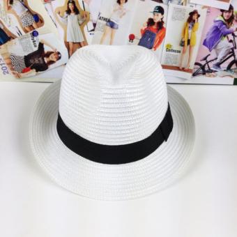 หมวกปานามา Fedora สีขาว หมวกแฟชั่น มีสายสีดำคาดที่ตัวหมวก 1 ชิ้น หมวกปานามา Fedora สีขาว หมวกแฟชั่น มีสายสีดำคาดที่ตัวหมวก 1 ชิ้น