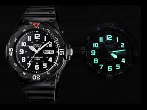 สินค้า NC Time CASIO  Standard Analog  รุ่น MRW-200H-1BVDF นาฬิกาผู้ชาย สายเรซิ่น สีดำ รุ่นขายดี - มั่นใจ ของแท้ รับประกันสินค้า 1 ปีเต็ม