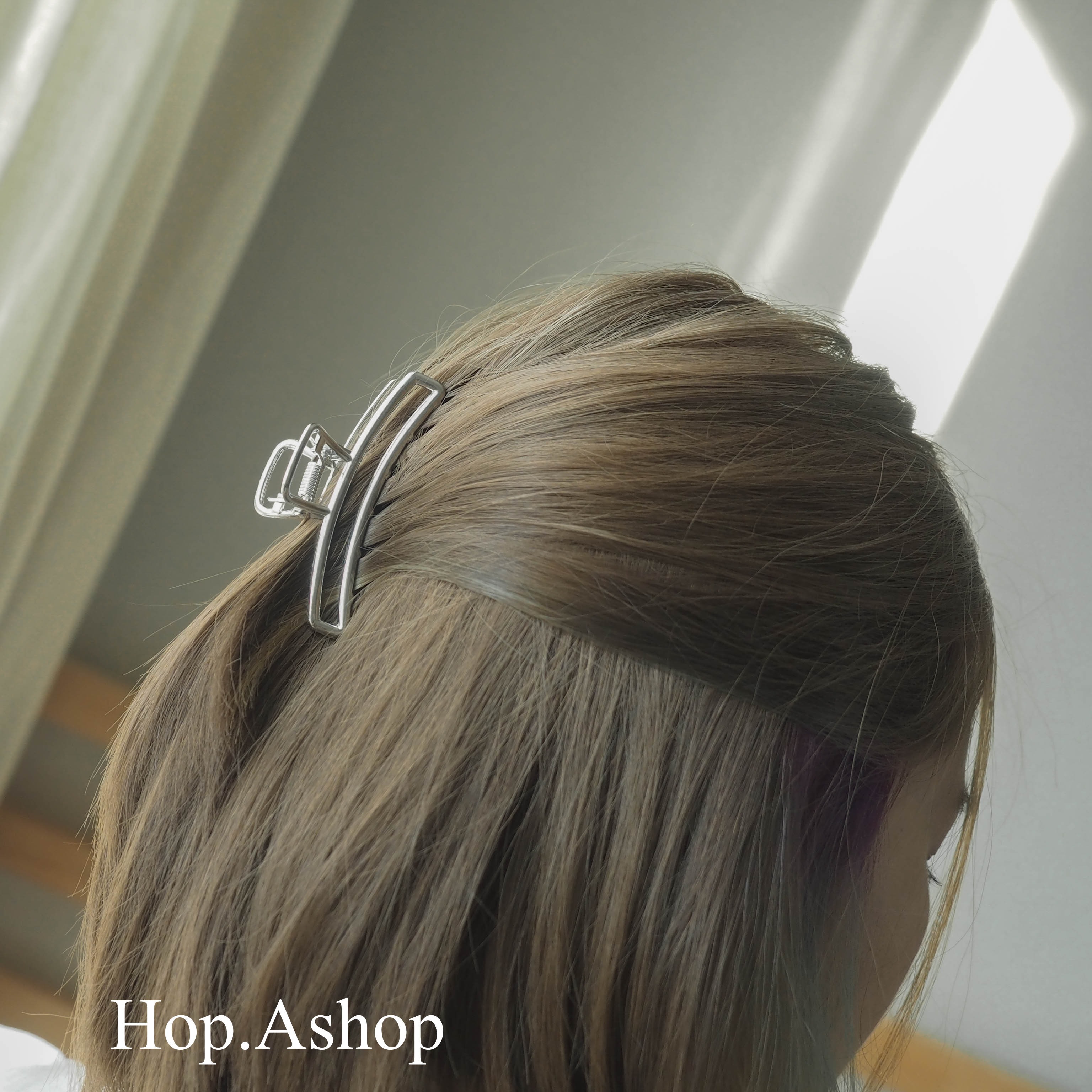 กิ๊บหนีบผมสไตล์เกาหลี กิ๊บสีทอง กิ๊ฟทอง กิ๊บเหล็ก Bronze Clip รุ่นขายดี กิ๊บติดผม กิ๊บติดผมแฟชั่น สำหรับผู้หญิง Korean Style Hair Clip | Hop.Ashop