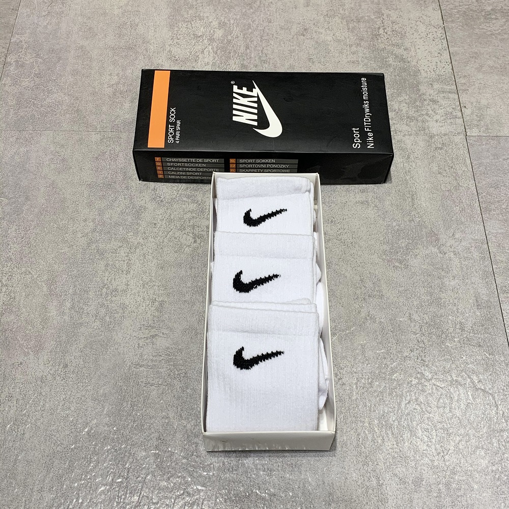 ถุงเท้า Nike ถุงเท้ายาว (1กล่อง มี 3 คู่) Unisex ถุงเท้าบาสเก็ตบอลถุงเท้ากีฬาถุงเท้าหลอดถุงเท้าถุงเท้าผ้าฝ้าย