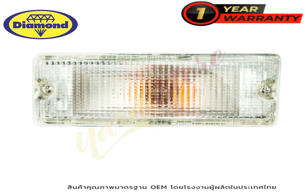 ไฟในกันชน ไฟกันชน NISSAN BIG M BIGM 925 , 993 นิสสันบิ๊กเอ็ม ปี 1995 -1998 เลนส์ใส ขั้วพร้อมหลอด ราคา 87 บาท*ส่งฟรี