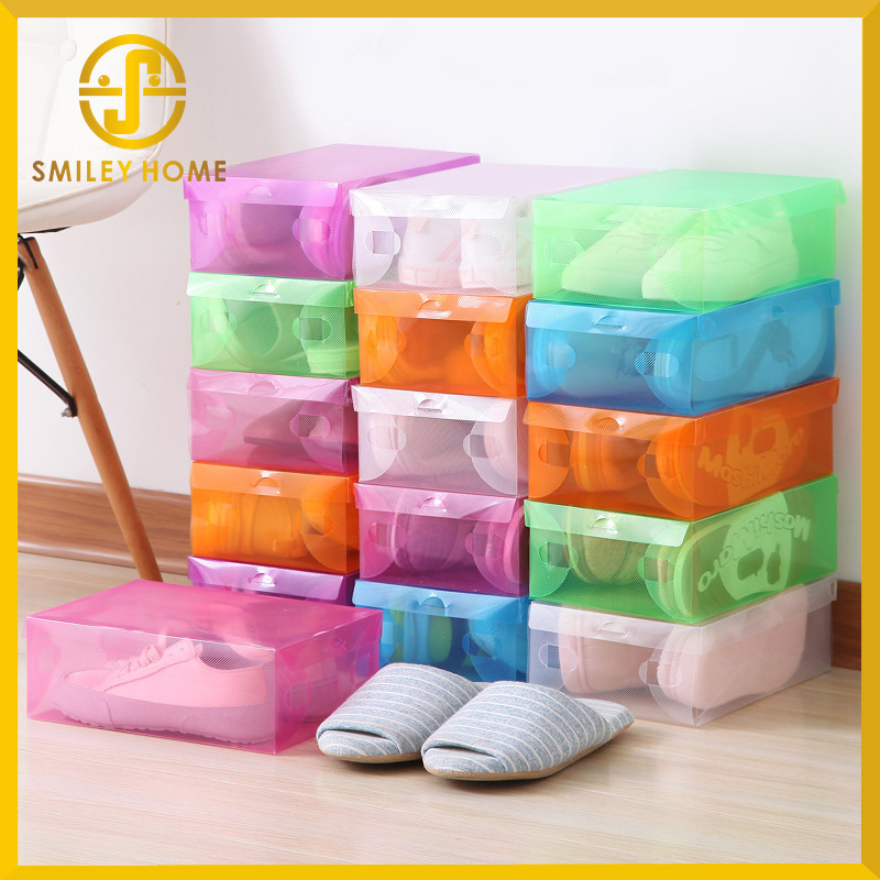 Smiley Home กล่องพลาสติกใส่รองเท้าแบบบาง หนา 0.31 mm. น้ำหนัก 50g. มี 7 สีให้เลือก สีเหลือง สีเขียว สีฟ้า สีม่วง สีขาว สีส้ม สีชมพู