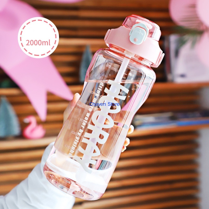 2 ลิตร 4 สีขวดน้ำพกพาพร้อมฟางขวดน้ำน่ารักกันรั่ว Cute Portable Water bottle