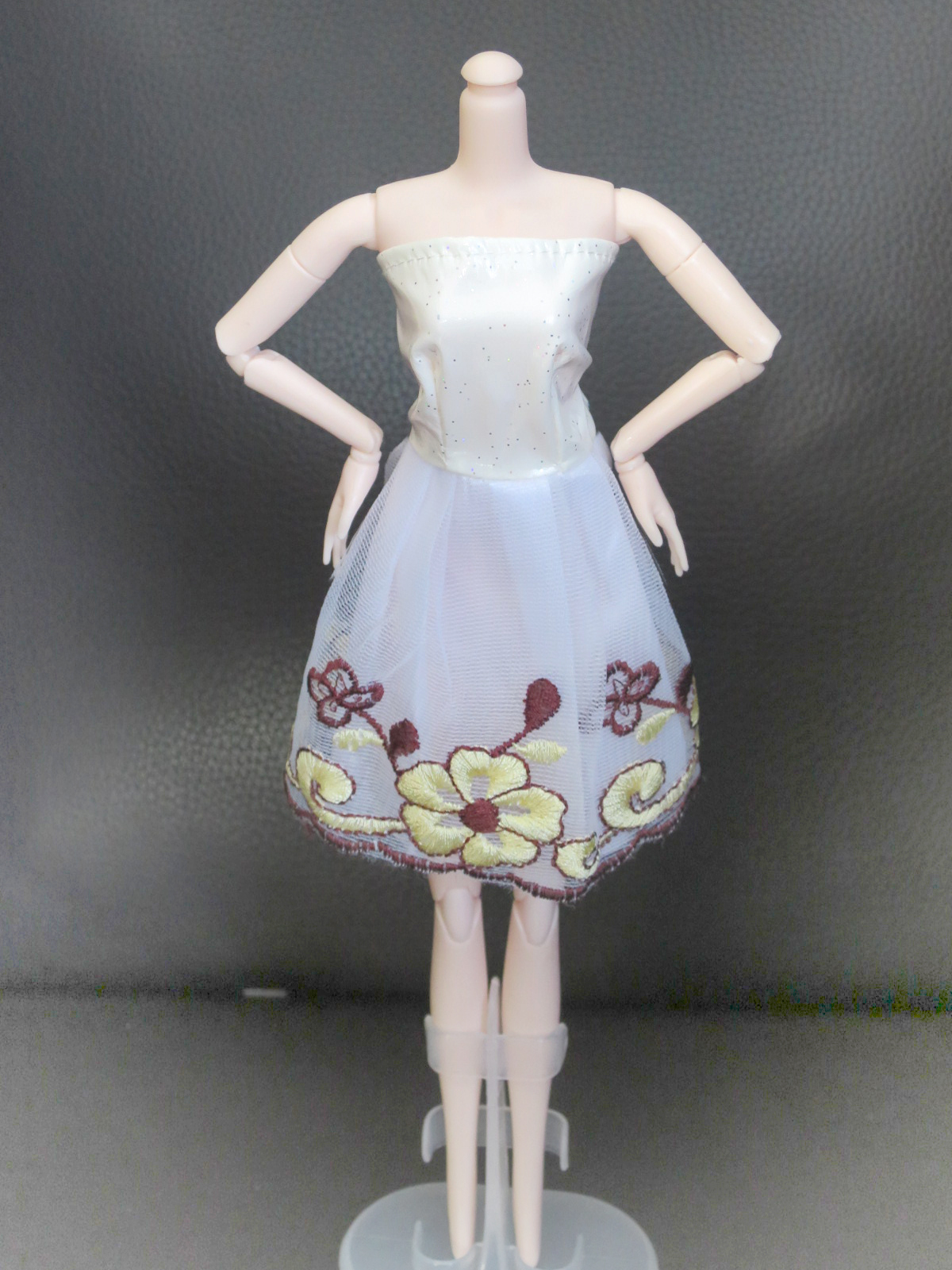 เสื้อผ้าตุ๊กตาบาร์บี้ชุดกระโปรงตุ๊กตา สำหรับตุ๊กตาความสูง 30cm