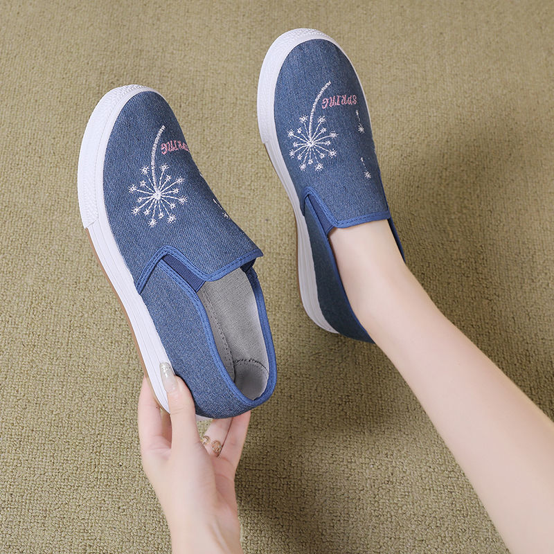 Voguebible รองเท้าลำลองผู้หญิง 2021 แฟชั่น เวอร์ชั่นเกาหลี ระบายอากาศ รองเท้าผ้า ตรงกันทั้งหมด แบน