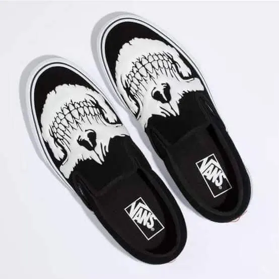 jawbones slip on vans