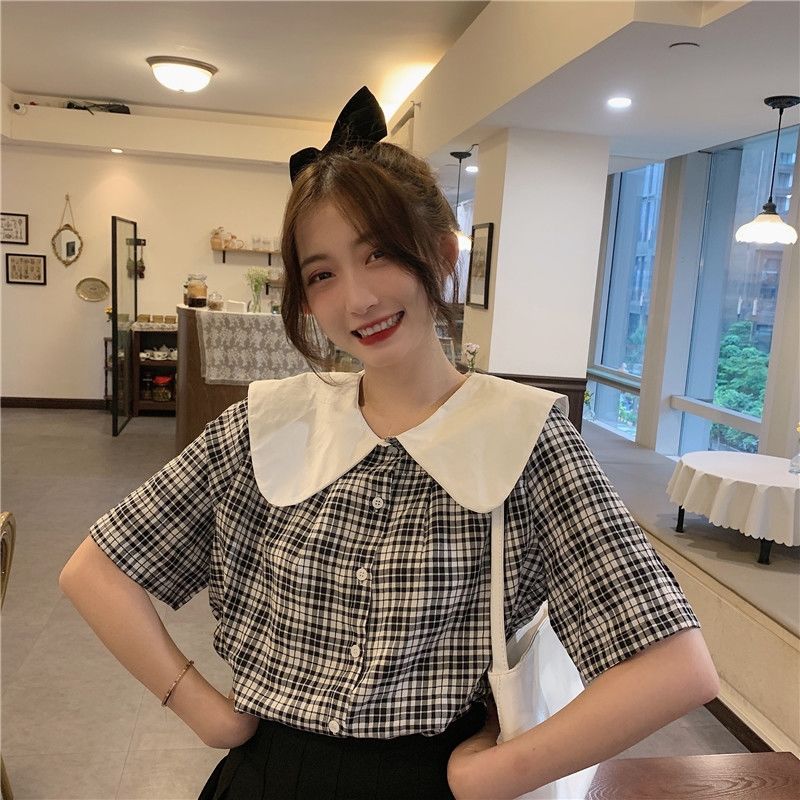YomiStudio เสื้อเชิ้ตลายสก๊อตผู้หญิงหลวมเกาหลีเสื้อน่ารักคอตุ๊กตาแฟชั่น 2021 เสื้อนักศึกษา