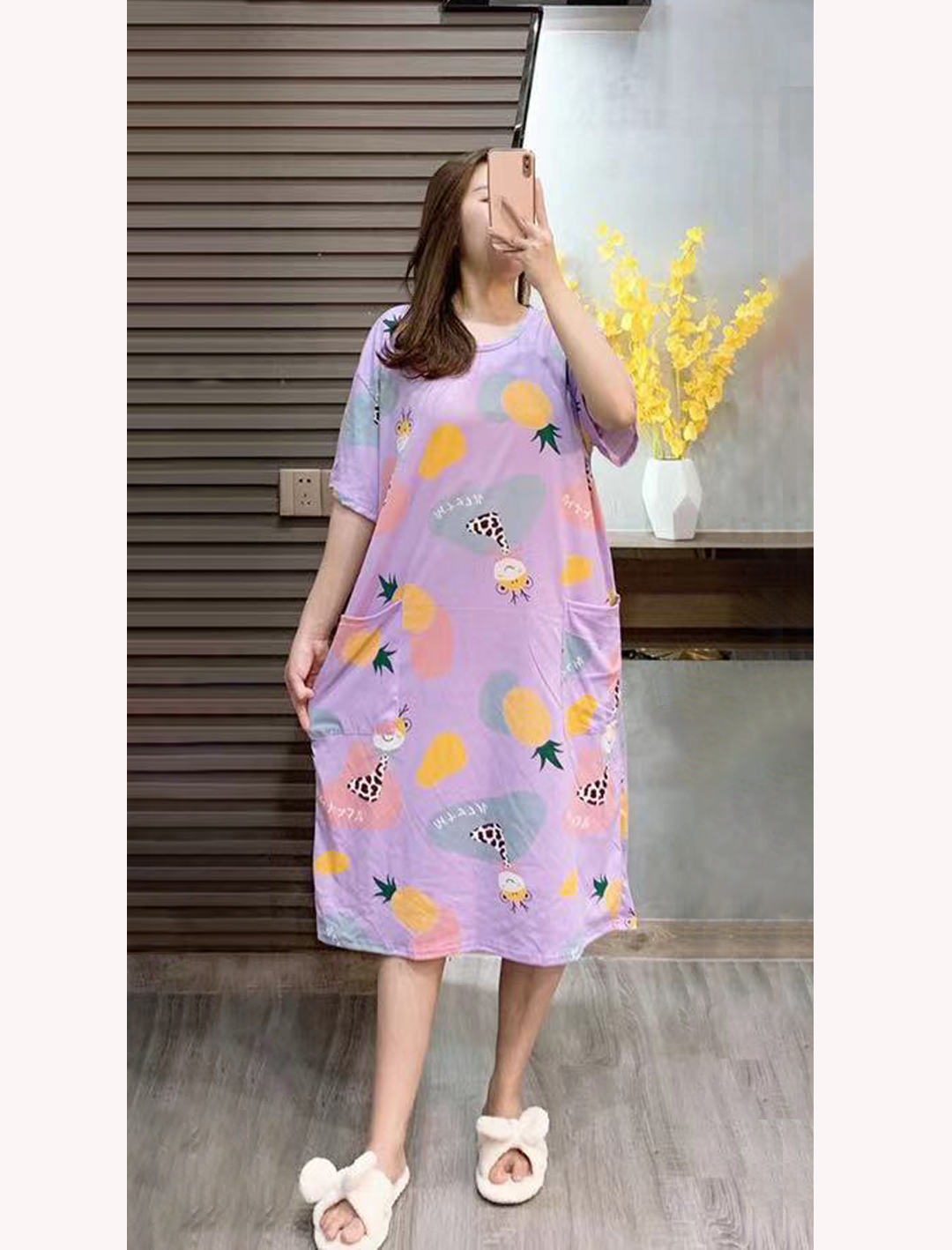 2021 ใหม่สไตล์เกาหลีชุดนอนผู้หญิงฤดูร้อนหลวมขนาดใหญ่แขนสั้นชุดนอนกระเป๋ากลางยาว / ใส่อยู่บ้านLoose plus size home wear pajamas/night skirts