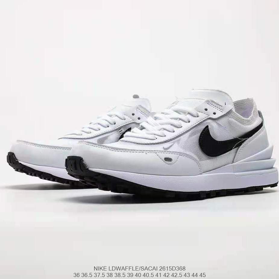 Nikeฤดูร้อนใหม่Waffle Oneเล็กไปหน่อยSacaiวาฟเฟิลรองเท้าผู้ชายรองเท้าผู้หญิงรองเท้าวิ่งระบายอากาศรองเท้ากีฬา