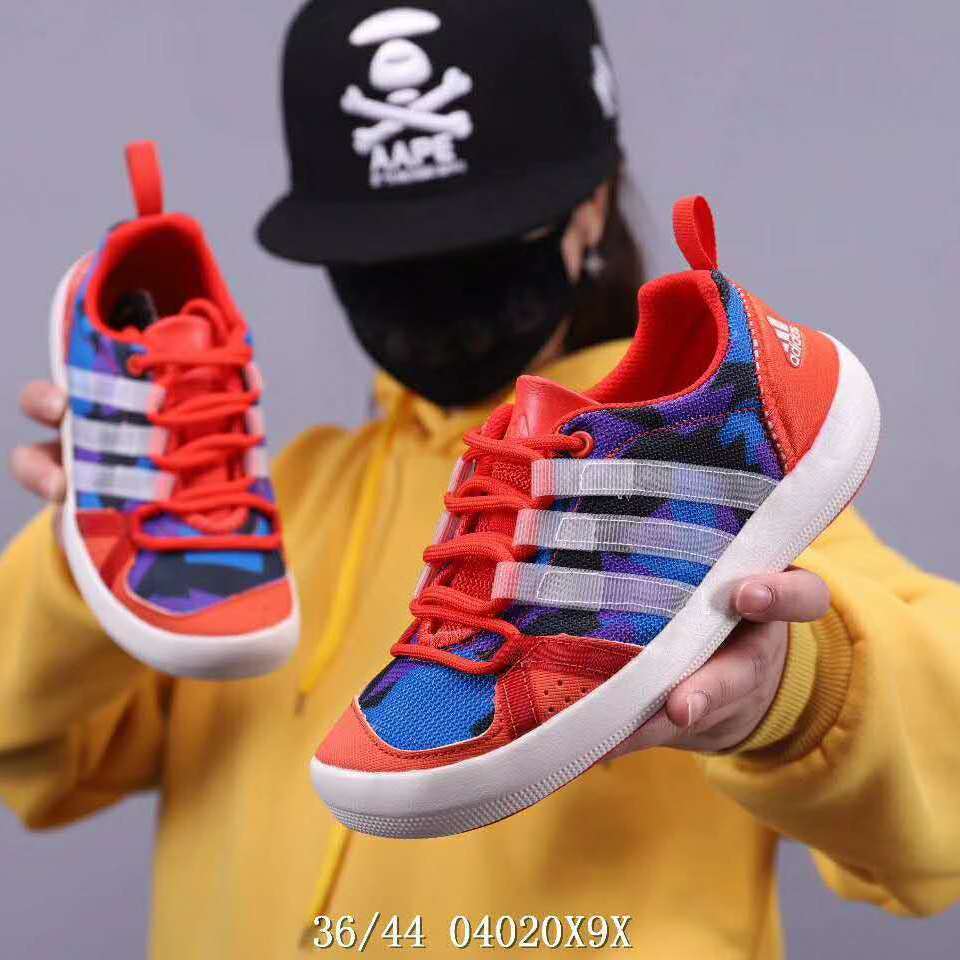 Adidasใหม่อาดิดาสผู้ชายและผู้หญิงรองเท้า3Dลูกอมลุยรองเท้าแชมร็อกเกอร์รองเท้ากลางแจ้งแสงรองเท้าชายหาดรองเท้าหลุม