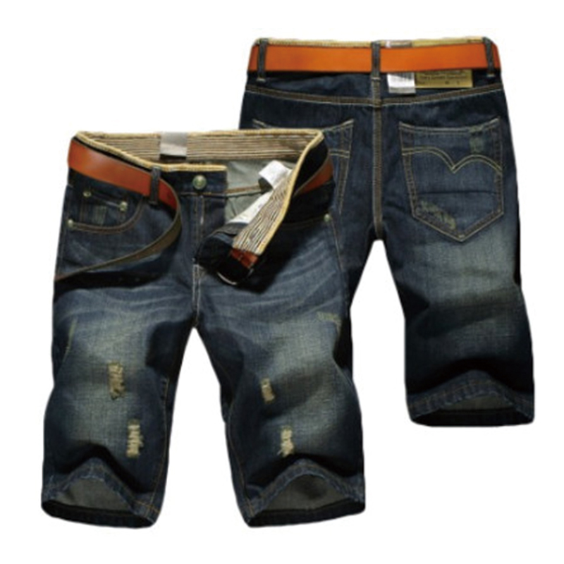 New Jeans กางเกงยีนส์ขาสั้นทรงตรงสำหรับผู้ชาย กางเกงยีนส์ลายฉีกแฟชั่น เนื้อผ้าเบาบางยืดหยุ่น ใส่สบายๆ กางเกงยีนส์ （ไซส์28-35）