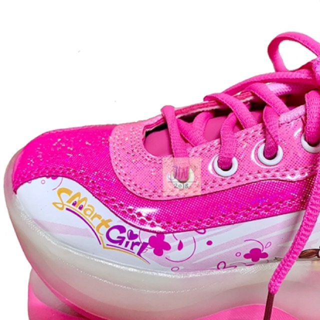 รองเท้าสเก็ต รองเท้าสเก็ต 4 ล้อ รองเท้าพับได้ รุ่นใหม่ ลายเด็กผู้หญิงสีชมพู