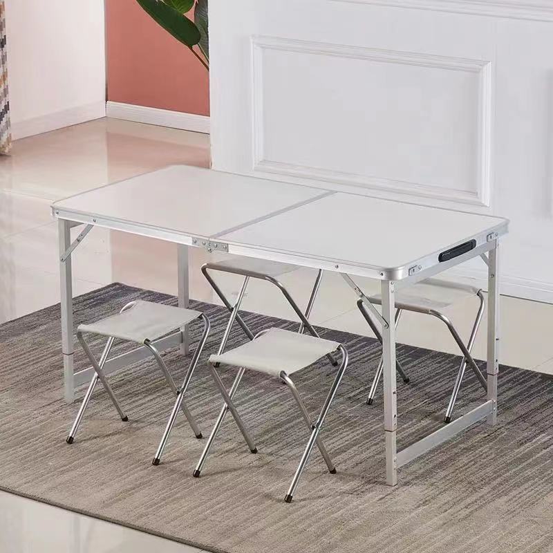 [พร้อมส่ง] โต๊ะปิคนิค โต๊ะแคมป์ โต๊ะและเก้าอี้อลูมิเนียม โต๊ะและเก้าอี้พับ โต๊ะเอนกประสงค์ โต๊ะพับเอนกประสงค์ โต๊ะพับกลางแจ้ง โต๊ะพับในร่มและกลางแจ้ง โต๊ะพับเอนกประสงค์พร้อมเก้าอี้พับ 4 ตัว พกพาสะดวก ราคาประหยัด