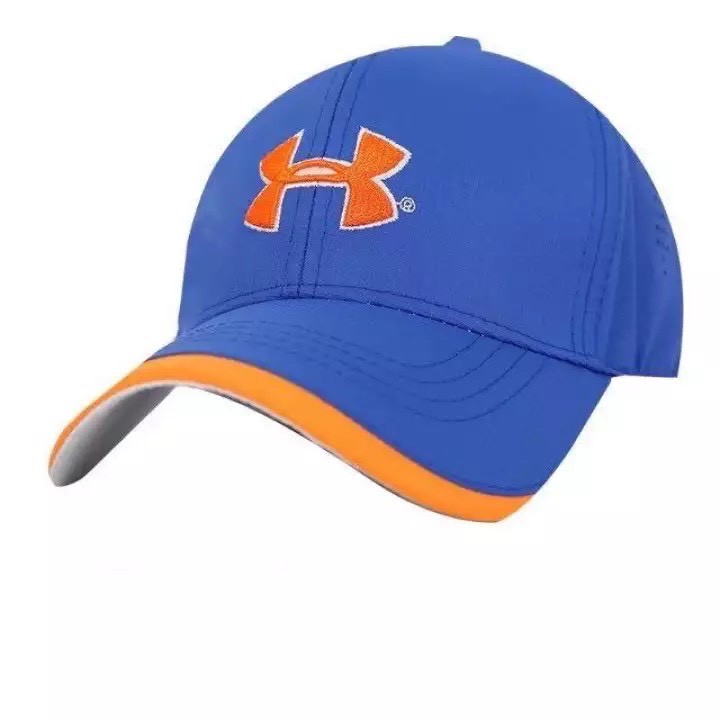 หมวกกอล์ฟรุ่นใหม่ พร้อมมาร์คเกอร์ในตัว (CBB003) ปรับขนาดได้ NEW GOLF CAP Clip Marker By UA - Polka