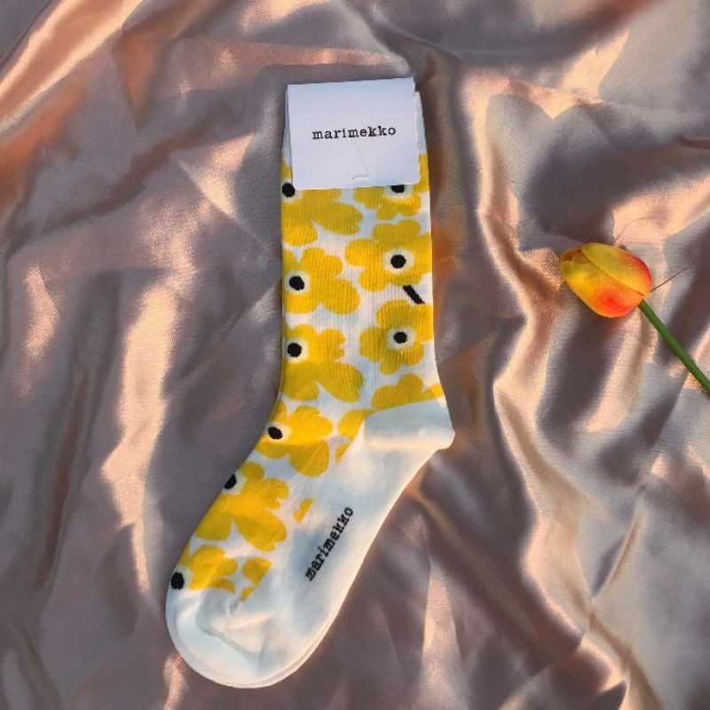 ถุงเท้าลายดอก ถุงเท้าพิมพ์ลายMarimekko(ถ่ายเองทุกรูป) Freesize36-42