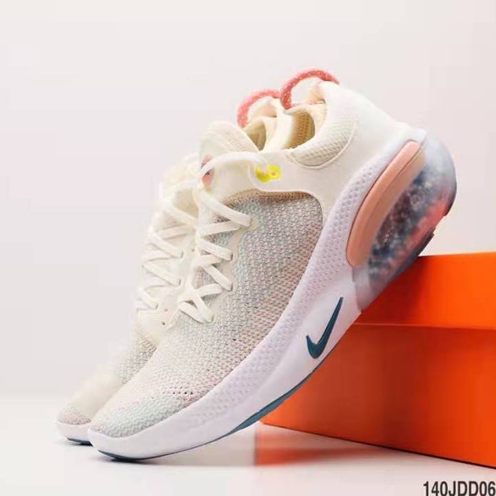 Nikeใหม่ฤดูร้อนชายและหญิงบินอนุภาครุ่นที่สองข้าวโพดคั่วรองเท้ากีฬารองเท้าวิ่ง