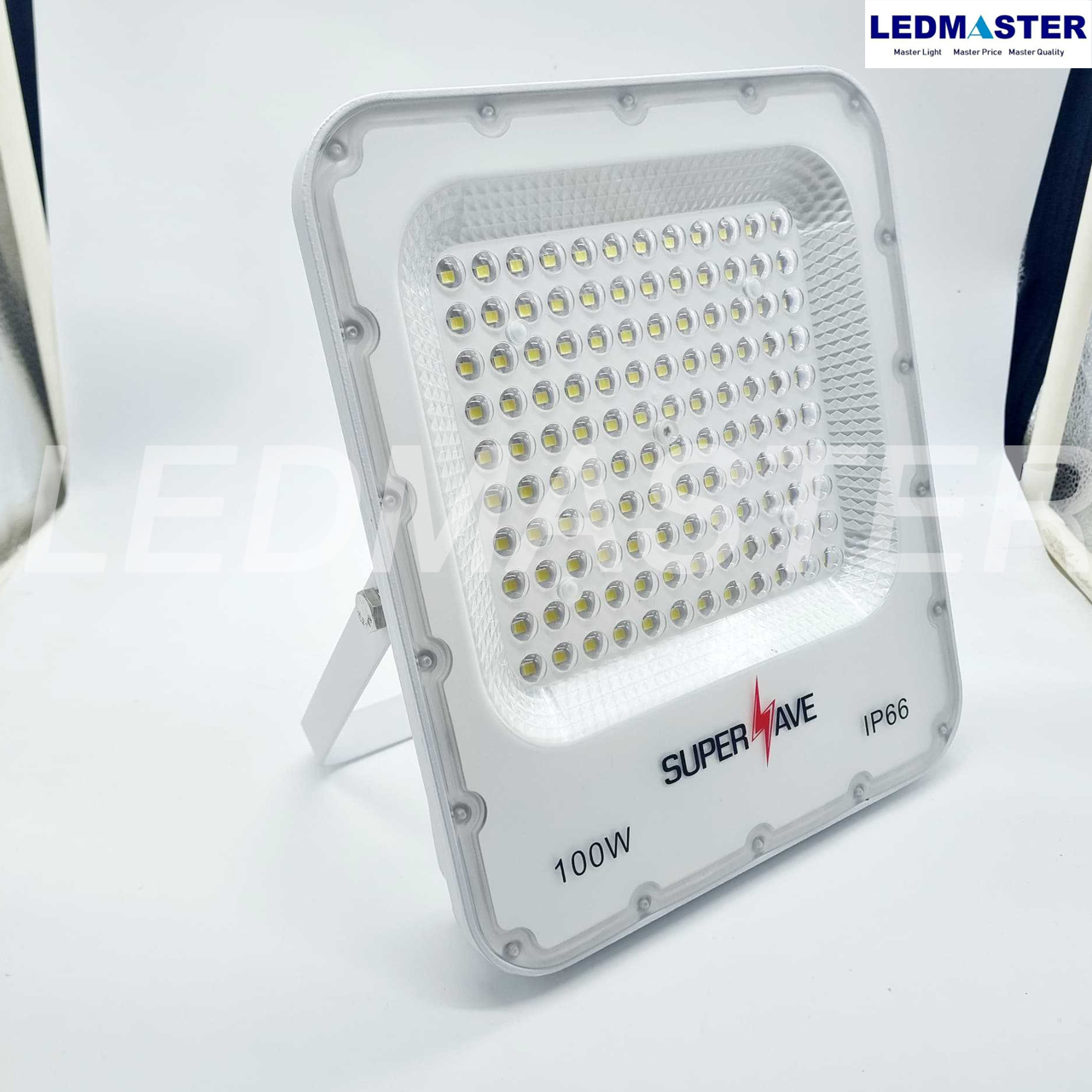 สปอร์ตไลท์ led ทรง Philips 30W - 200W รุ่น Slim บอดี้ขาว คุณภาพสูง ราคาโรงงาน Floodlight สนามฟุตบอล