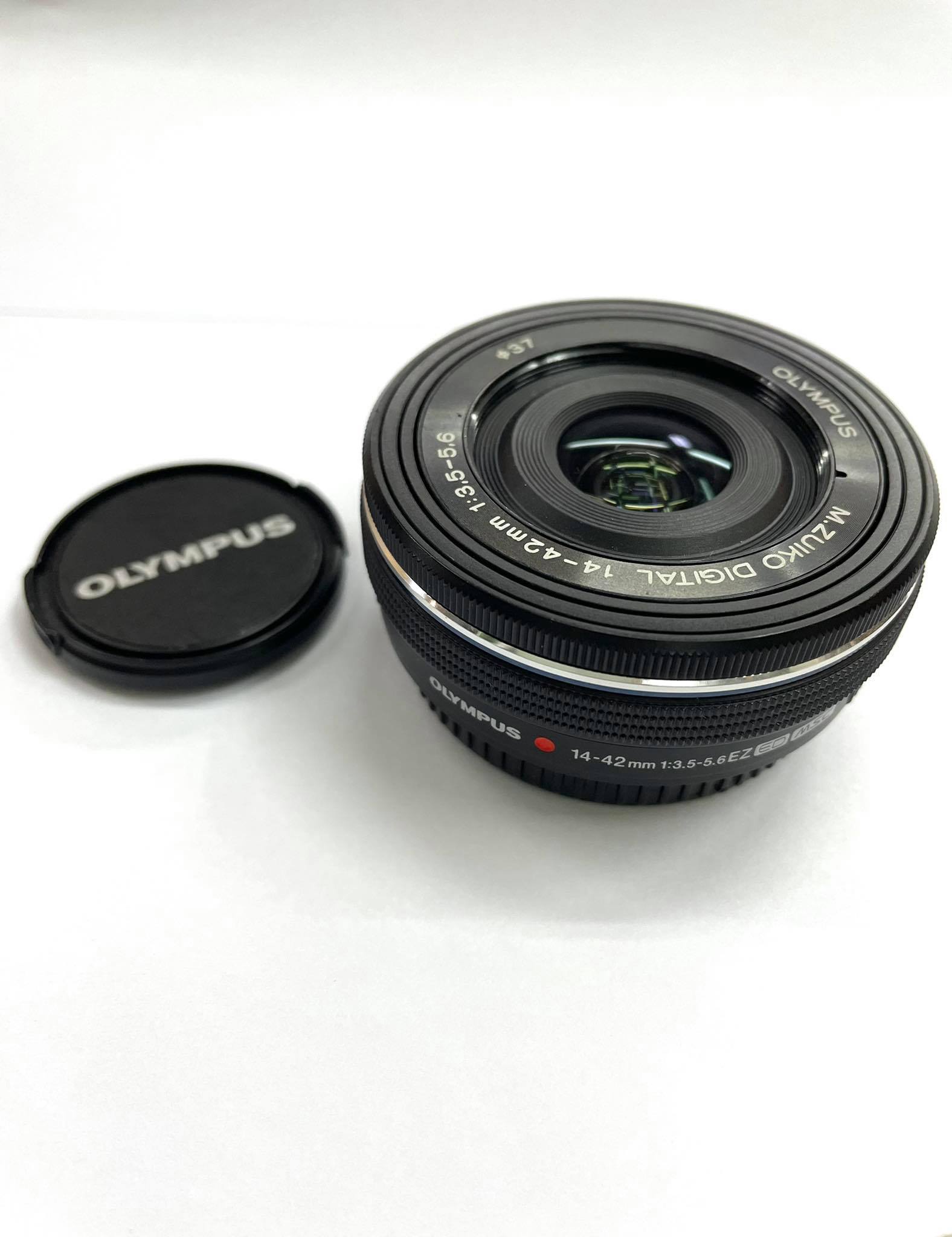 Olympus 14-42mm f3.5-5.6 สีเงิน / สีดำ  มือ 2